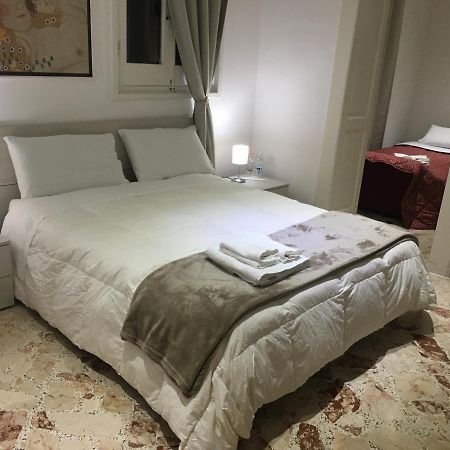 B&B A Casa Di Paola Лечче Экстерьер фото