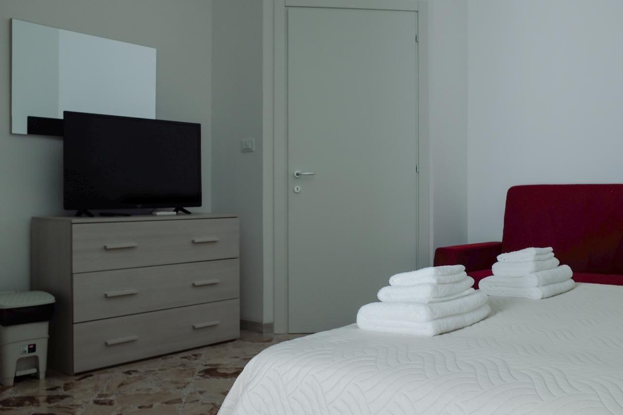 B&B A Casa Di Paola Лечче Экстерьер фото