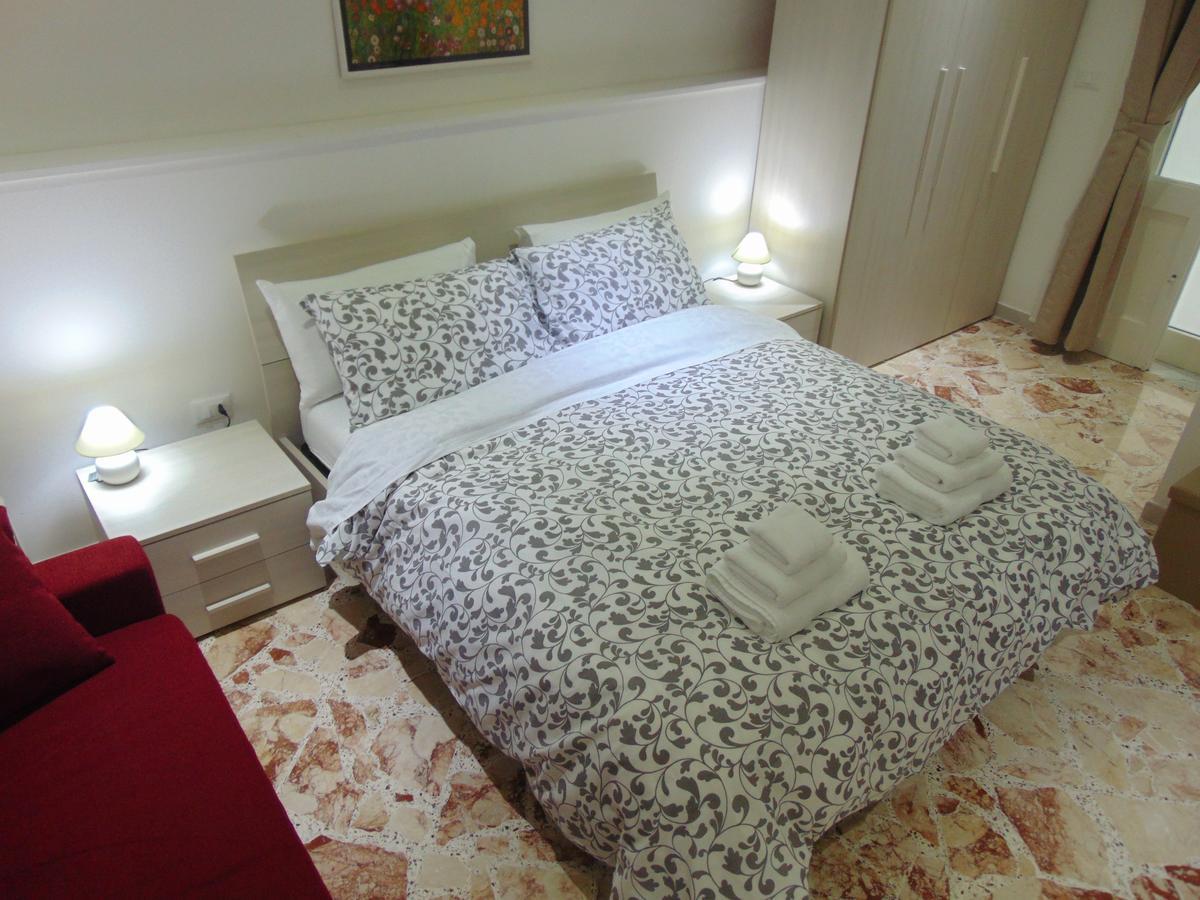 B&B A Casa Di Paola Лечче Экстерьер фото